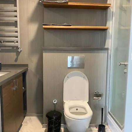 Luxury Sea Views Close The Airport اسطنبول