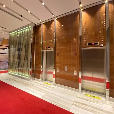 Luxury Sea Views Close The Airport اسطنبول
